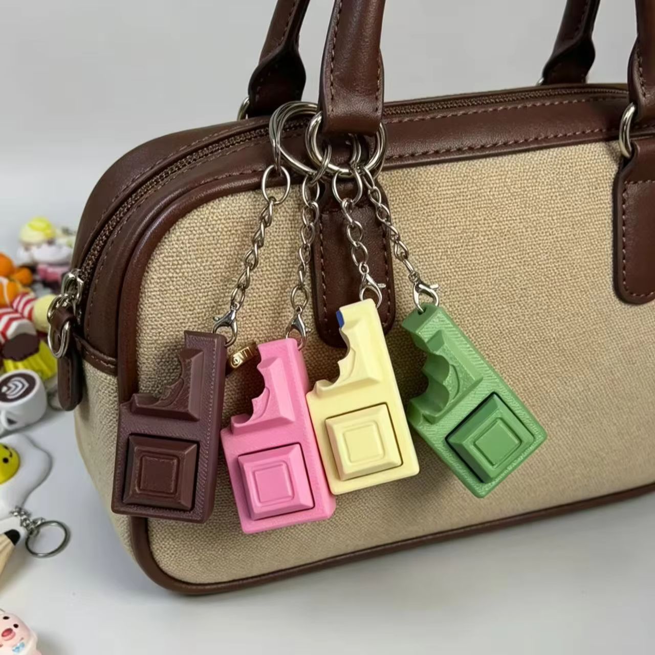 3D Simulated Chocolate Keyboar - Edc Deep Carry recension och pris